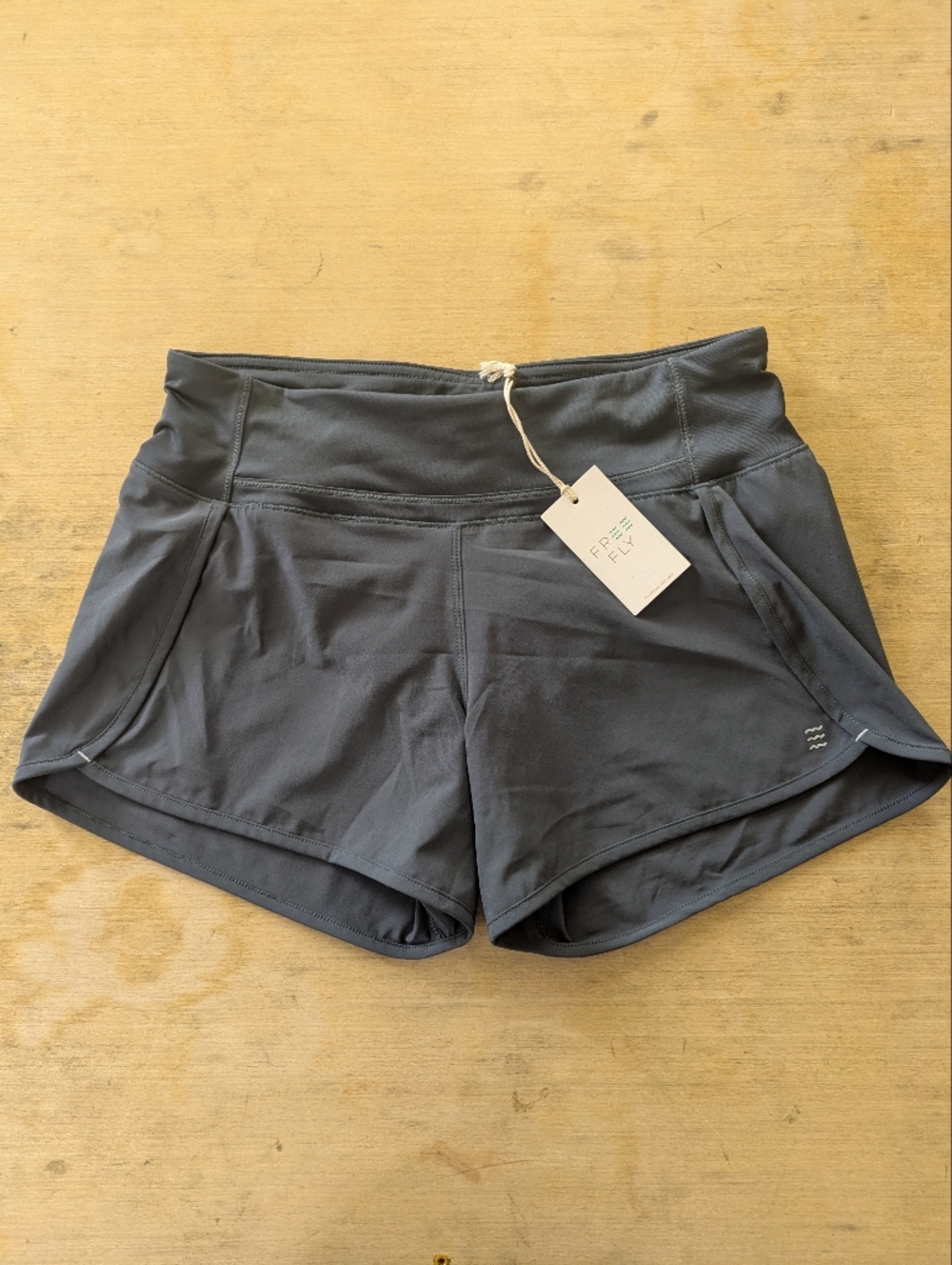 NWT Women's Freefly Bamboo-lined Breeze Short | 6" - Picture 3 of 3